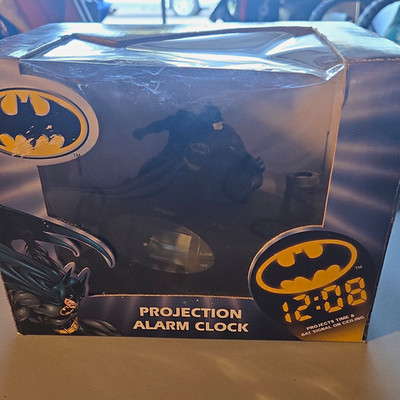 DC Comics Batman Projection Alarm Clock Digital Display #43002