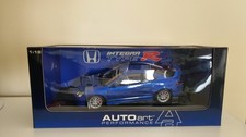 1:18 Autoart Honda Integra Type R DC5 - Electric blue