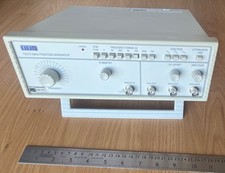 TTi TG210 Function Generator Signal Generator 2MHz Frequency Range