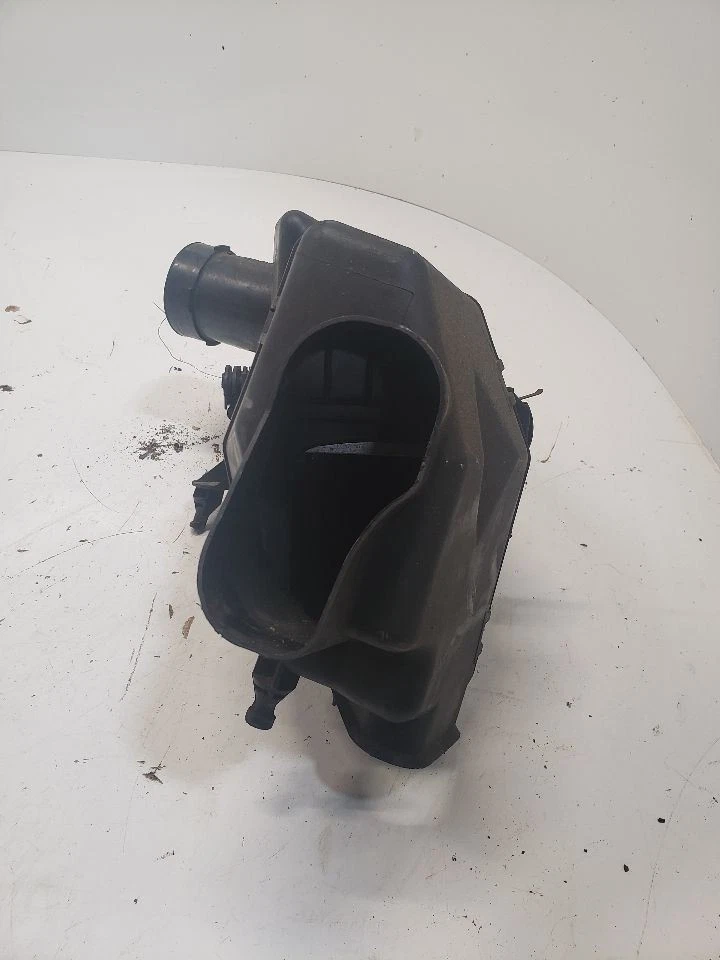 Filtro de aire 3,5 L 6 cilindros compatible 04-09 QUEST 1360503 Foto 4 de 4