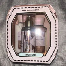 Bath & Body Works Toasting You Mini Gift Set: Body Wash, Body Lotion, Mist