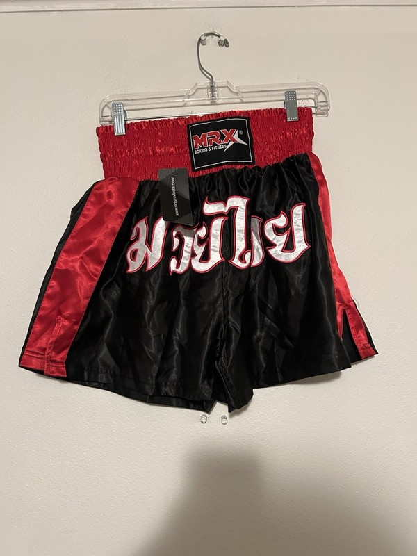 Boxing Fight M Shorts Medium  MMA Kick Boxing Martial Arts Muay Thai UFC NWT