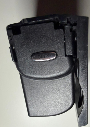 Mercedes Benz E Klasse CLS W211 W219 - Getränkehalter Original A2116800014