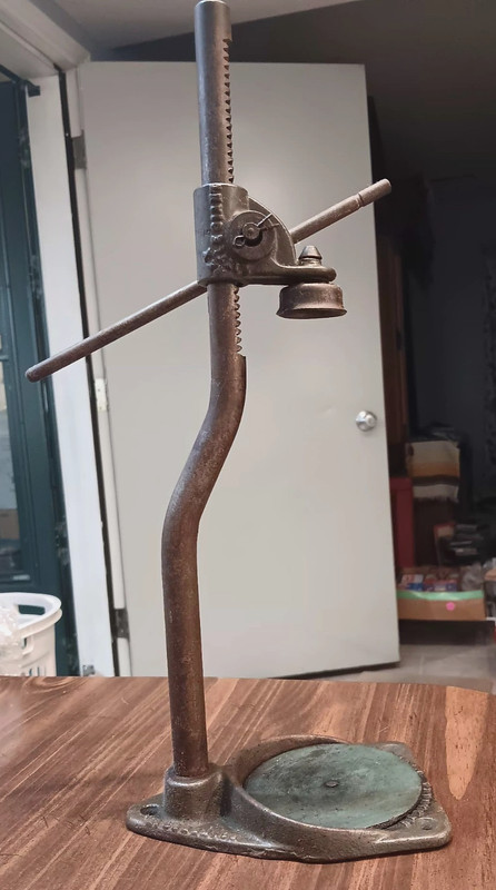 Antique REX LITTLE GIANT beer soda BOTTLE CAPPER Rexhouse Mfg Po’keepsie NY