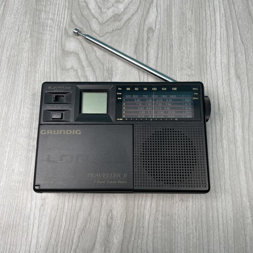 Grundig Traveller II 7-Band Portable Travel AM/FM/SW Shortwave Radio Black