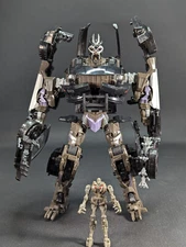 Transformers Hunt for the Decepticons Human Alliance Barricade complete Hasbro