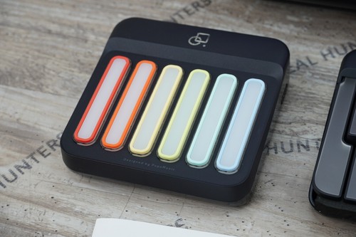 PopuMusic Popu Piano 1 Smart Piano Multi Color LED Keys - Picture 2 of 9