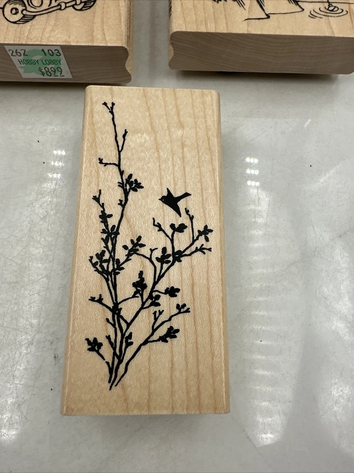 Lote de 6 estampillas de goma en bloque de madera estampillas artesanales tren pesca floral Foto 2 de 4