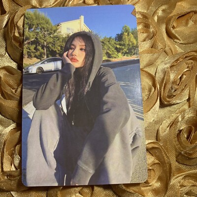 Soyeon (G)I-DLE FEEL Edition Celeb K-POP Girl Photo Card Gray Hoodie