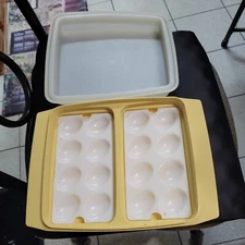 Vintage Tupperware 723-3 Harvest Gold Deviled Egg Keeper Carrier w Trays 4 piece