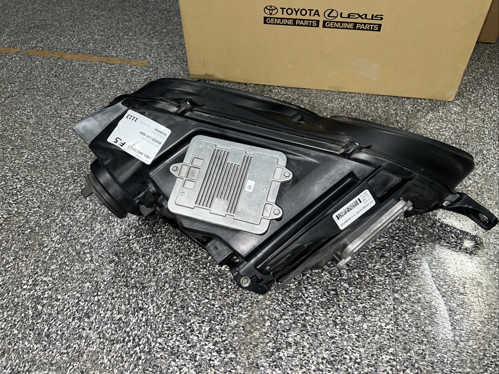 2013 2014 2015 2016 2017 2018 BENTLEY FLYING SPUR LEFT HEADLIGHT CONTINENTAL GT