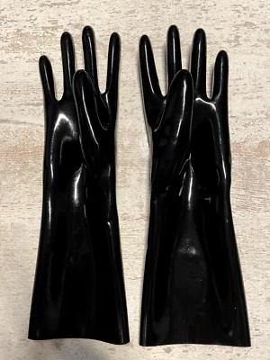 MAKLEEDESIGN Latex Handschuhe ca. 30 cm schwarz Gr. XS bis XL chloriert SIE & IHN 1A-Qualität