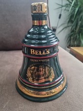 Vintage Ceramic Wade Bells Scotch Whiskey Christmas 1995 Decanter