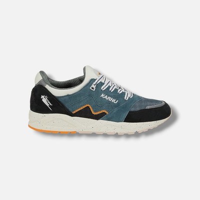 Karhu Men's Green Aria Low-Top Sneakers Shoe Size 9