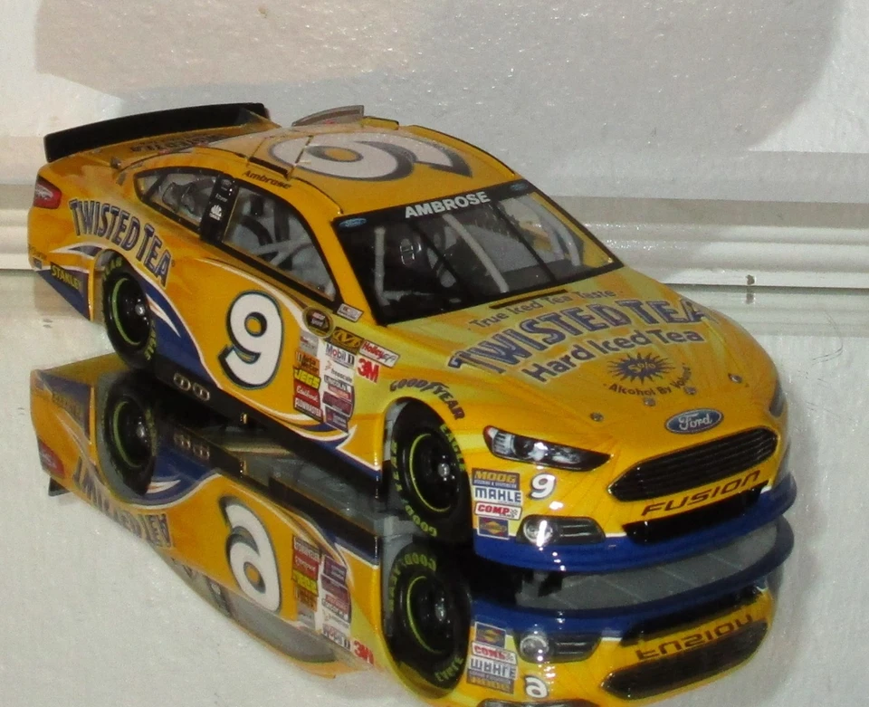 Muestra Marcos Ambrose #9 2014 Twisted Tea Muestra Coche Impresionante Raro Foto 3 de 4