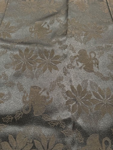 Green Vintage Christmas Tablecloth Rectangle 60 X 104 - Picture 2 of 2