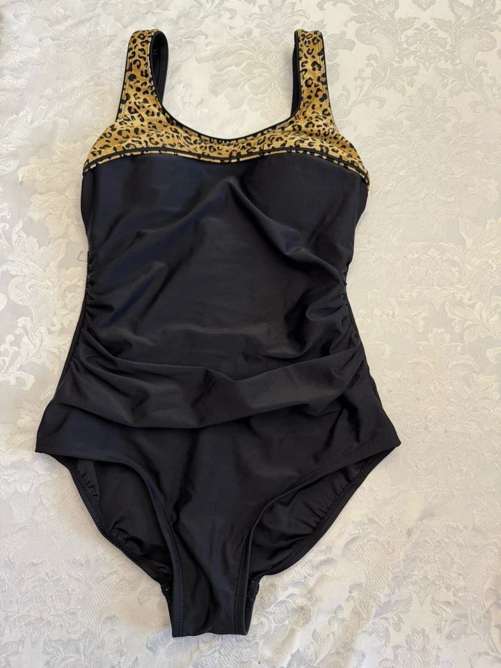 Traje de baño Shore Shapes talla 8 adelgazante negro leopardo un precio forrado traje de baño Foto 4 de 4