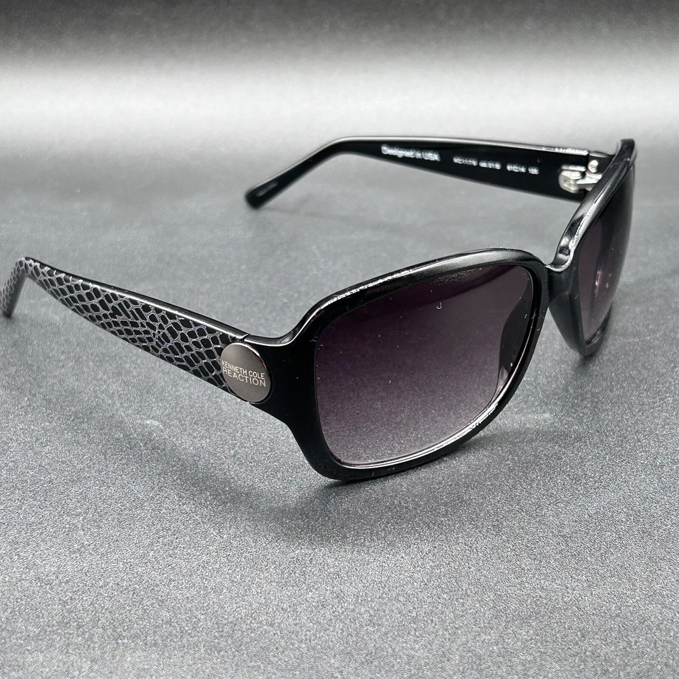 Kenneth Cole Reaction KC1179 Butterfly Sunglasses Black Gradient 61-14-125 Used - Image 3 of 4