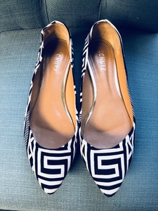 ballerina pointed toes