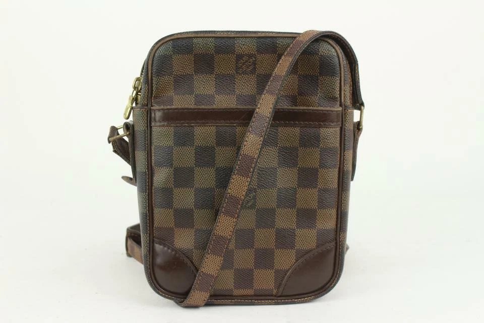 Louis Vuitton 2011 pre-owned Danube Crossbody Bag - Farfetch