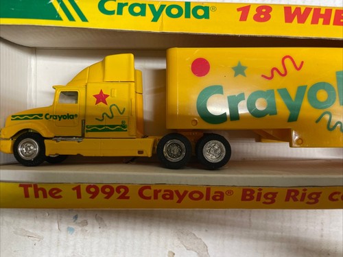 Crayola 18 Wheeler 1992 Edition 1:43 Scale Diecast with 24 Crayons - Picture 2 of 5