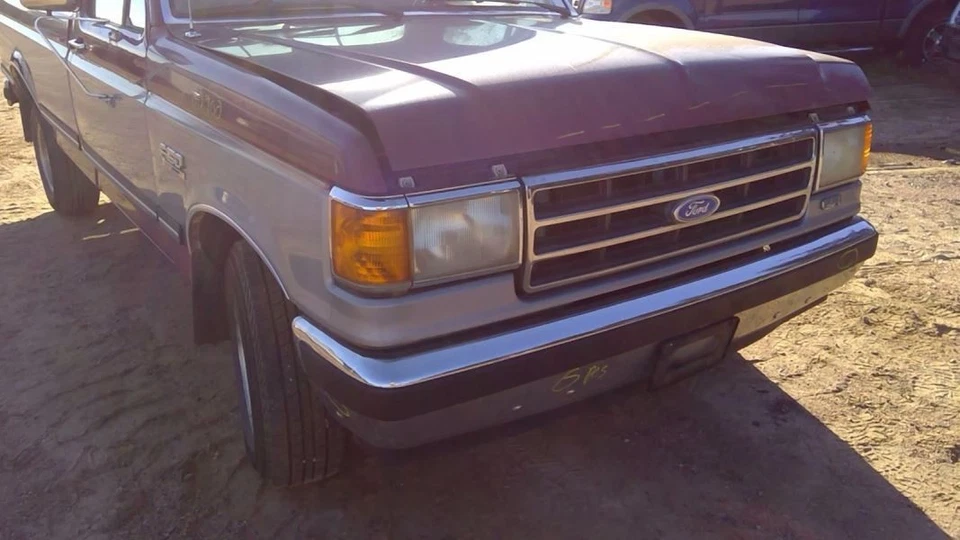 Luz trasera de pasajero de 8501 PBV para camioneta Ford F250 90-97 4324007 Foto 2 de 4