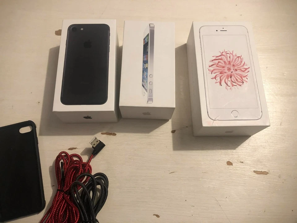3 boxed and working iPhones, iPhone 5, 6 plus and 7 - Image 2 of 4