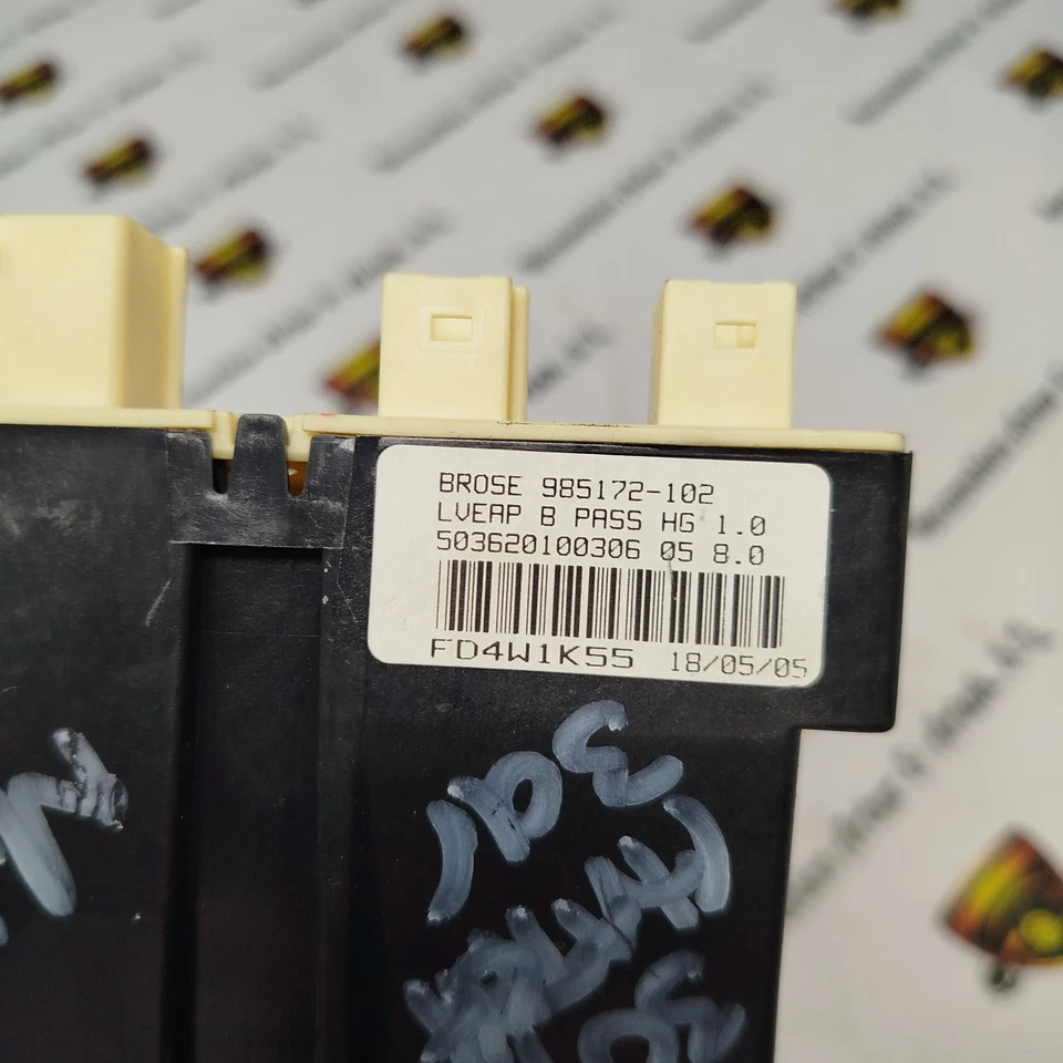 MOTOR ELEVALUNAS Peugeot 307 9660039080 985172-102 503620100306 - Imagen 3 de 3