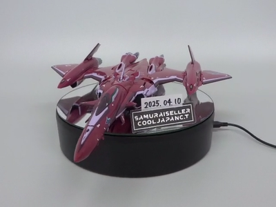 DX Chogokin Macross F VF-27 Gamma Lucifer Valkyrie Brera Sterne