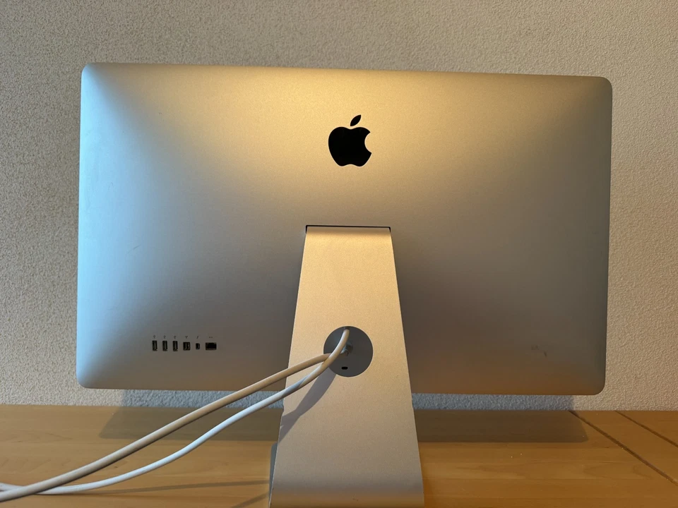 Apple Thunderbolt Display 27" LED Monitor A1407 – Akzeptabler Zustand - Bild 3 von 4