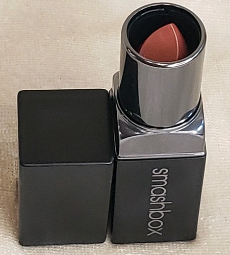 SMASHBOX Be Legendary Lipstick COGNAC Cream 0.10 oz 3 g NEW Rare - Picture 4 of 5