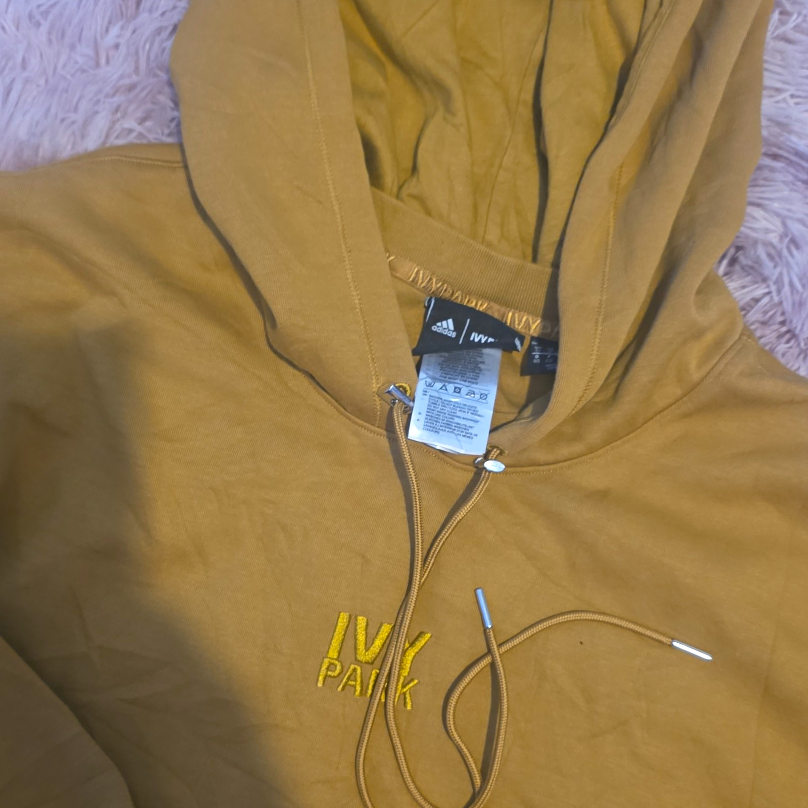 Seller photo, eBay