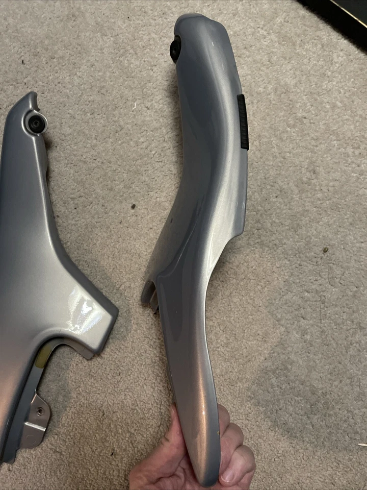 BMW R1200CL 2002-2005 paneles laterales derecho e izquierdo OEM Foto 3 de 4