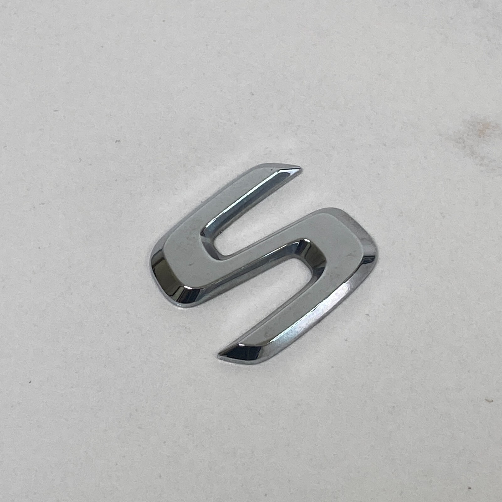 2007-2013 Mercedes S550 Rear Trunk Chrome S Emblem Badge