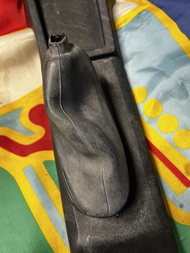 Consola de cambio central Alfa Romeo Alfetta sedán Foto 2 de 4