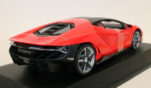 Maisto 1/18 Scale Diecast Model Car 31386R - Lamborghini Centenario - Red - Picture 6 of 12
