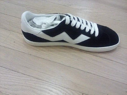 sneakers for women black and white stuart weitzman brand new never used, suede