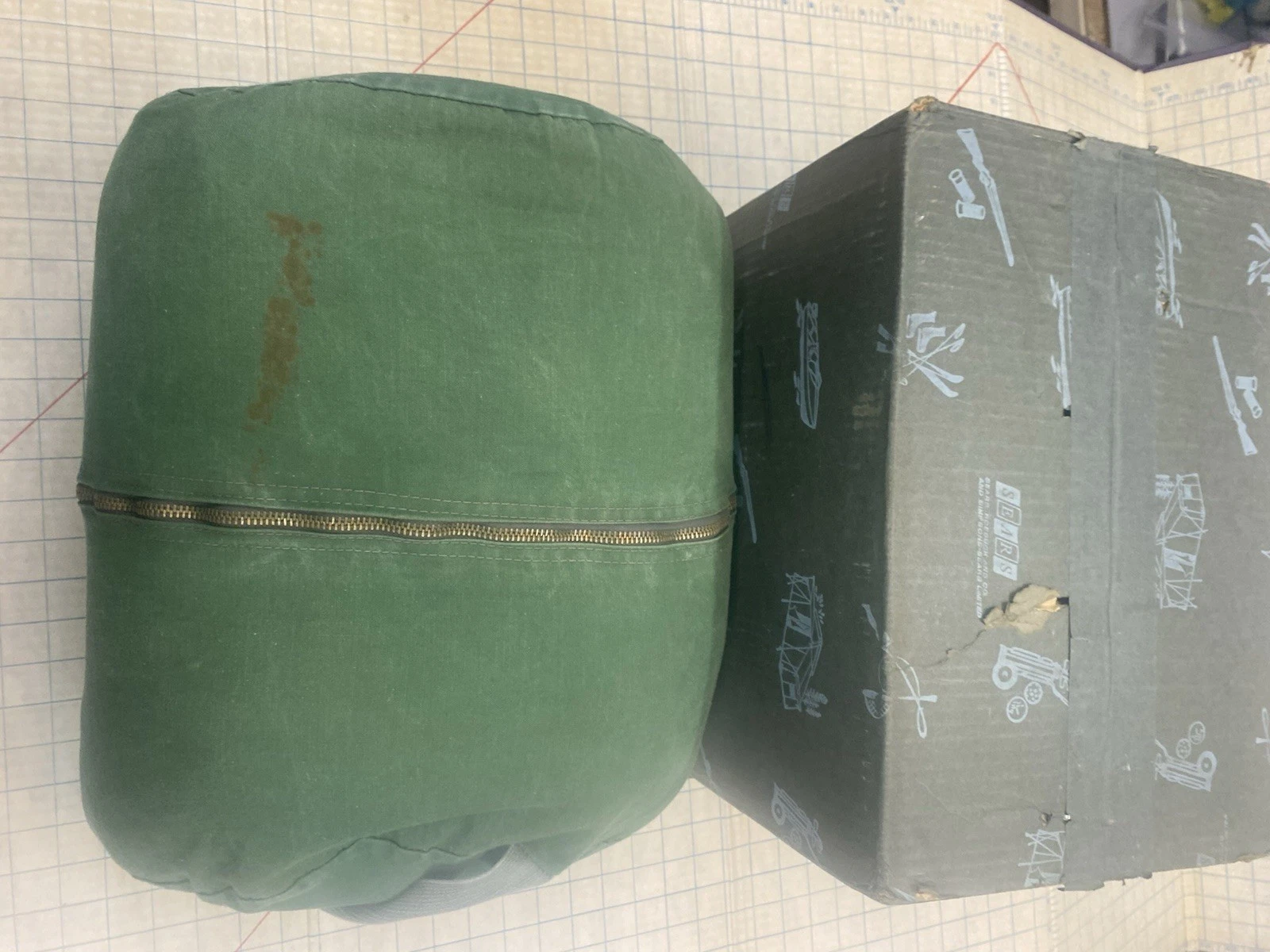 Vintage Sears Green / Plaid. Sleeping Bag. With Original Box. #8209