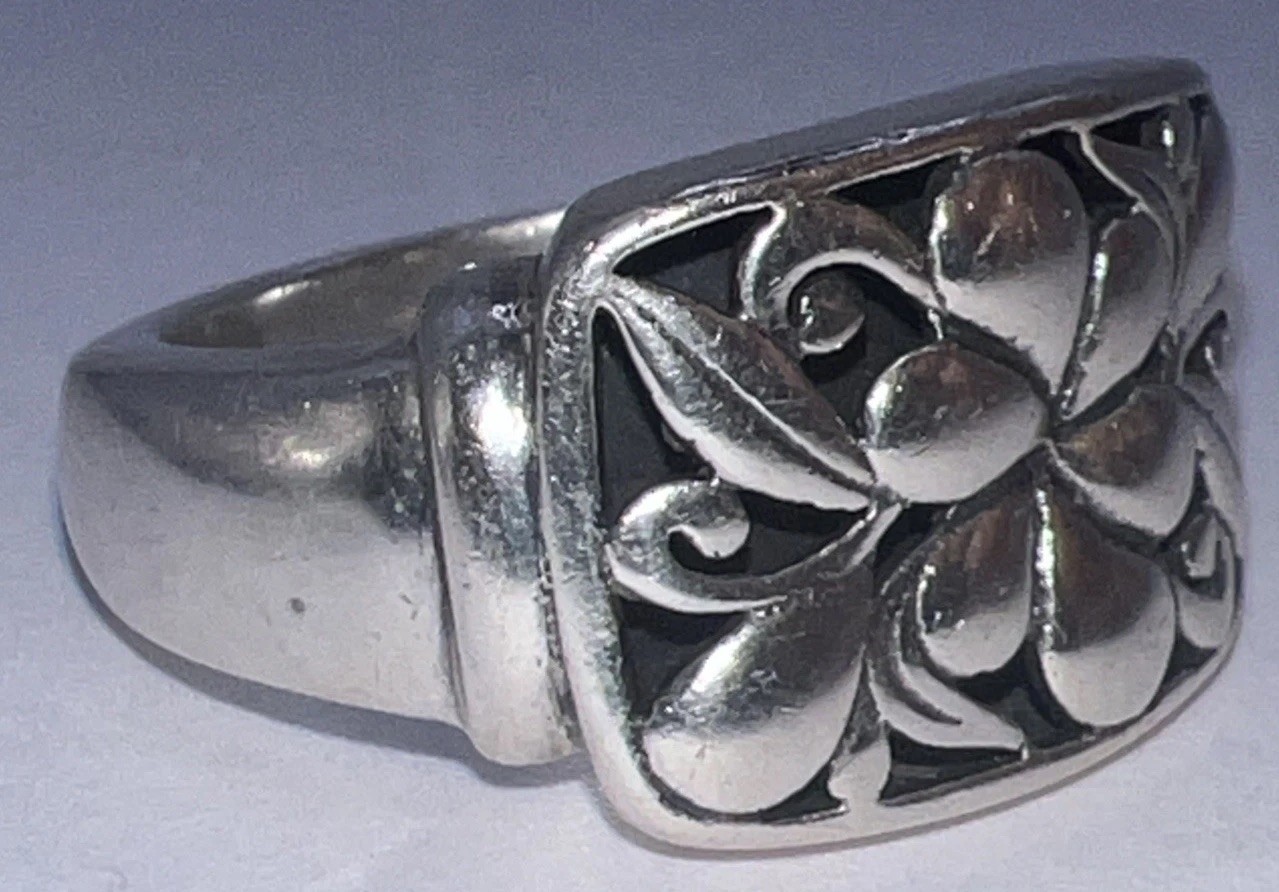 Floral Design Solid Sterling Silver Ring Size 10.… - image 2