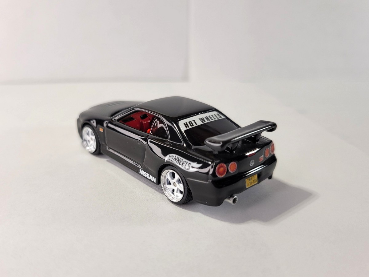 Hot Wheels Nissan SKYLINE GTR R34 CUSTOM SUPER 1:64 JDM BLACK