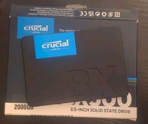 Crucial BX500 2TB 2,5" 3D NAND SATA 3.3 Solid State Drive (SSD) - Schwarz