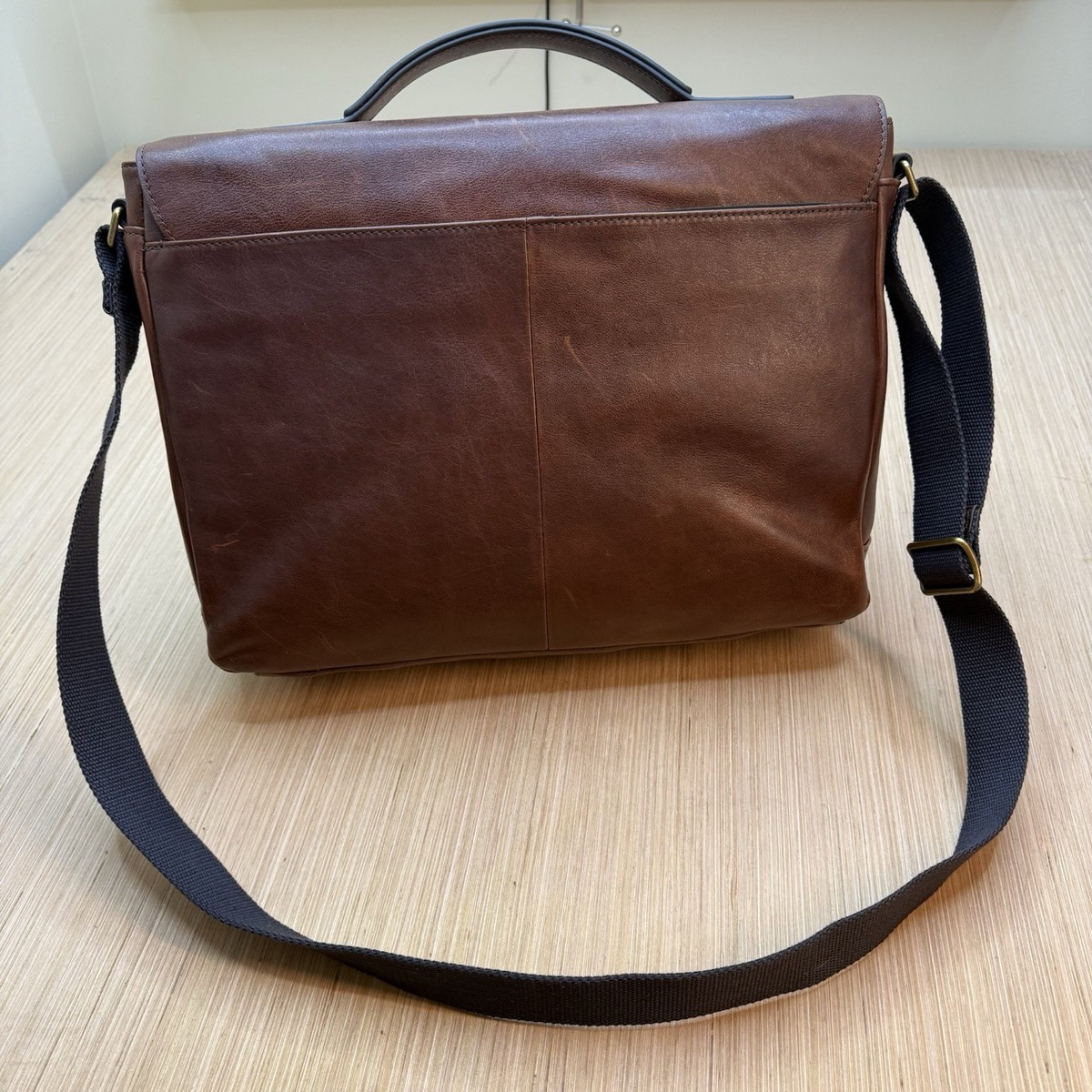 FOSSIL Rich Brown Leather Messenger Satchel Computer Laptop Cross Body Bag 16x12 View 3