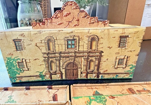 Vintage Marx Alamo Playset Walls & HQ Building Davy Crockett Fort Parts Lot