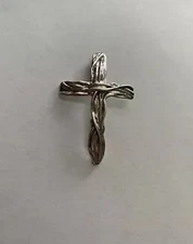 Beautiful Hagit Gorali Modernist Sterling Silver Cross Pendant