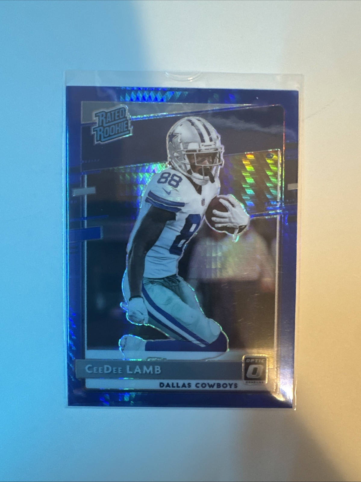 2020 Panini Donruss Optic - Rated Rookies CeeDee Lamb #156 Blue Hyper Prizm (RC)