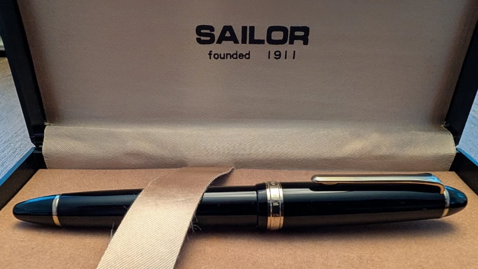 RARA Pluma Estilográfica Sailor 1911 Suave Mediana Plumín (S-M) -- Pluma Coleccionista De Colección Foto 2 de 4