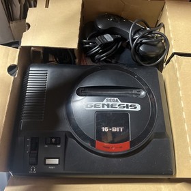 Sega Genesis Plus Paperwork instructions Manuals, 2 controllers & Console 🔥