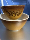 VTG PYREX 'OLD ORCHARD' #401 & 402 ROUND MIXING BOWL OLD ORCHARD PATTERN