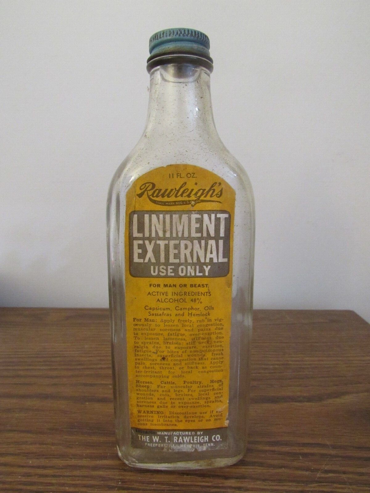 Vintage Rawleigh's Liniment Bottle w/Label External Use for Man or