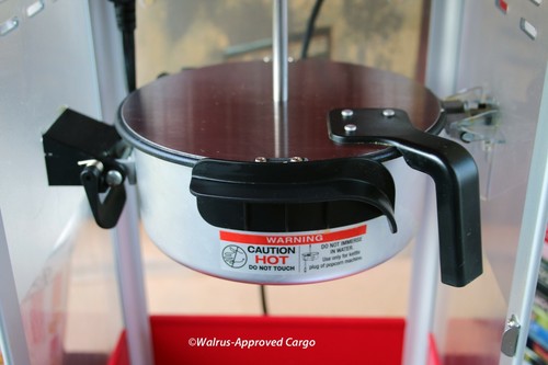 WILLIAMS-SONOMA THROWBACK POPCORN MAKER + LARGE/SMALL POPCORN BOWLS - ADD MOVIE! - Picture 3 of 12